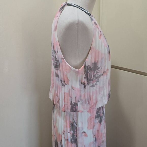 MSK Womans White, Pink and Grey Floral Print Halter,  Allover Pleated Maxi Dres, - Picture 6 of 11